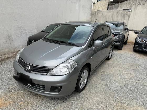 NISSAN TIIDA 1.8 SL 16V FLEX 4P AUTOMÁTICO NISSAN TIIDA 1.8 SL 16V FLEX 4P AUTOMÁTICO
